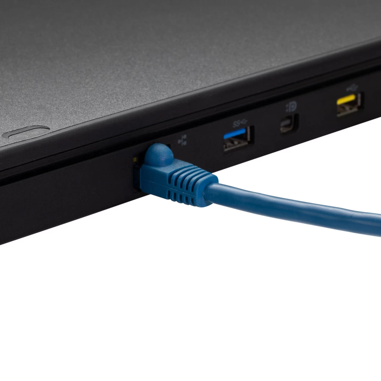 NavePoint Cat5e UTP Ethernet Network Patch Cable - 14 Ft. Blue 5 NavePoint Cat5e UTP Ethernet Network Patch Cable - 14 Ft. Blue - Image 3