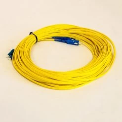 NavePoint SC-LC Fiber Optic Cable Duplex 9/125 Singlemode 25M Yellow 7 NavePoint SC-LC Fiber Optic Cable Duplex 9/125 Singlemode 25M Yellow -Server Cabinet Accessories 00401601 3 57634.1636141617