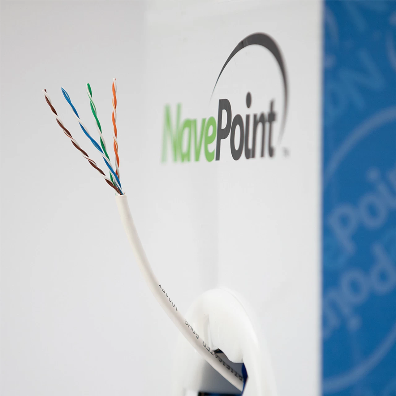 NavePoint CAT5e Bulk Network Cable Ethernet UTP Plenum CMP - 1000 Ft White 6 NavePoint CAT5e Bulk Network Cable Ethernet UTP Plenum CMP - 1000 Ft White - Image 4